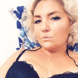 Meet your Posher, Madeleine